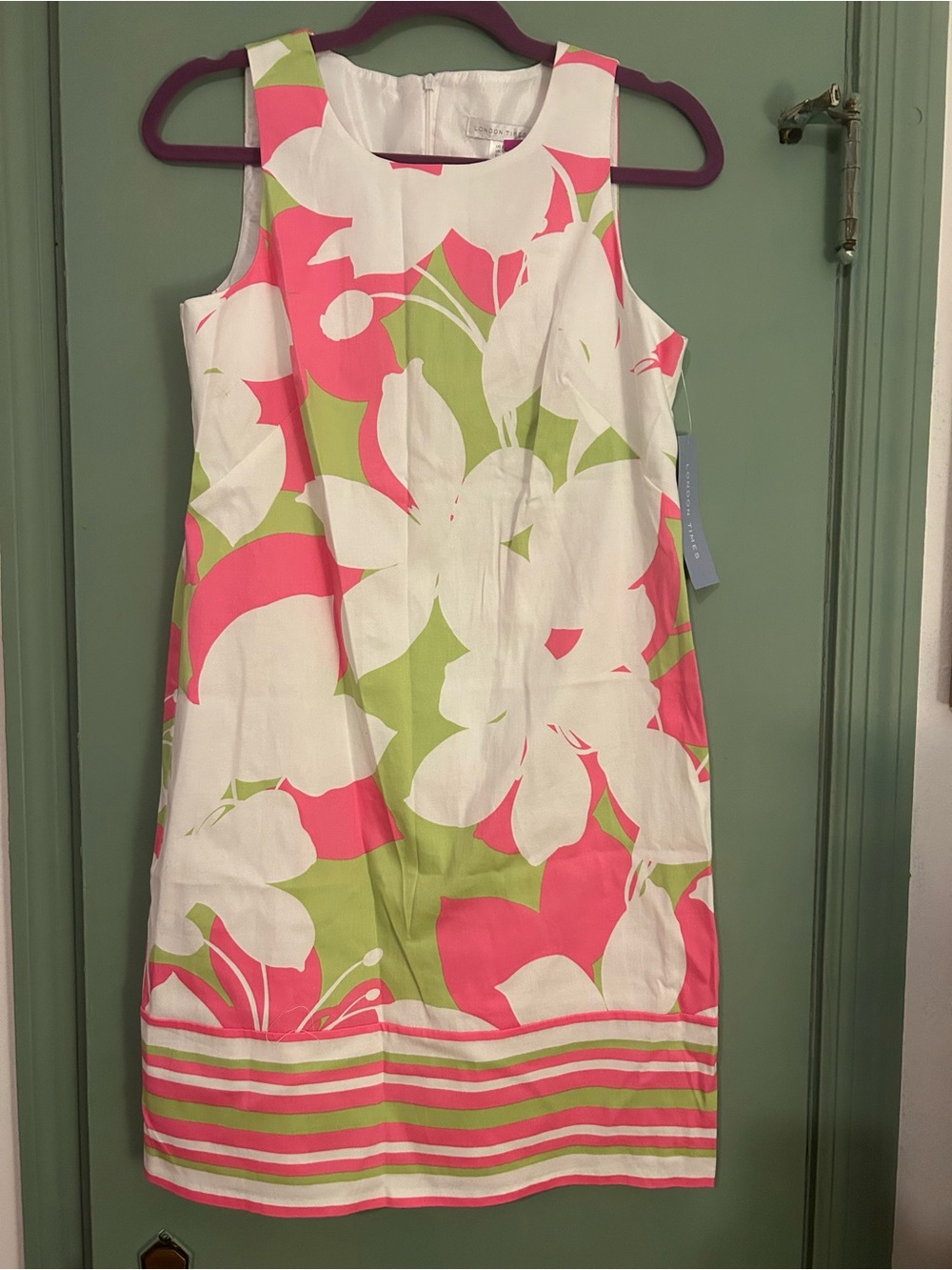 London Times Sleeveless Floral Shift Dress in Pink, White & Green
